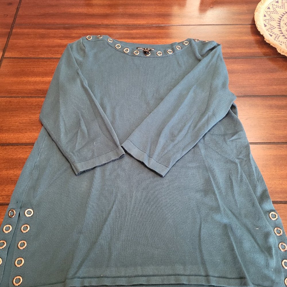 Ladies sweater
